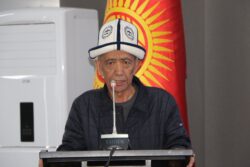 БИШКЕКТЕ ЖОГОРКУ ОКУУ ЖАЙЛАР ҮЧҮН МАМЛЕКЕТТИК ТИЛДЕГИ ОКУУ КИТЕПТЕРИНИН БЕТ АЧАРЫ ӨТТҮ