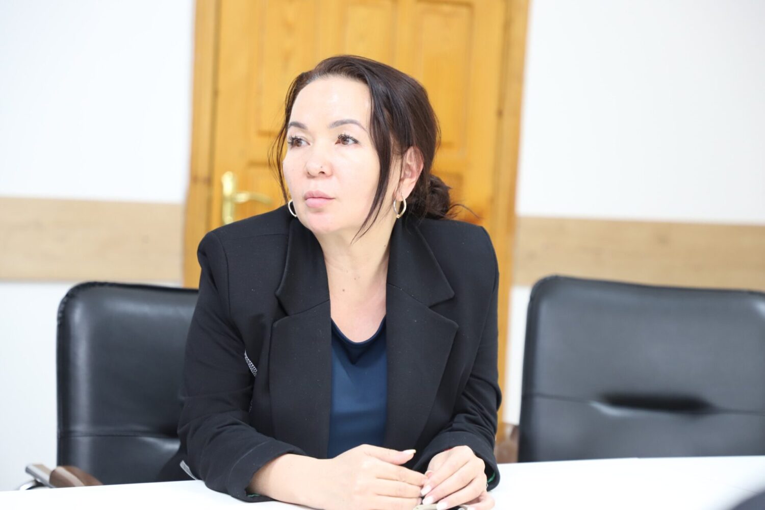 МИНИСТРЛИКТЕ ИНКЛЮЗИВДҮҮ БИЛИМ БЕРҮҮНҮ ӨНҮКТҮРҮҮ МАСЕЛЕЛЕРИ ТАЛКУУЛАНДЫ