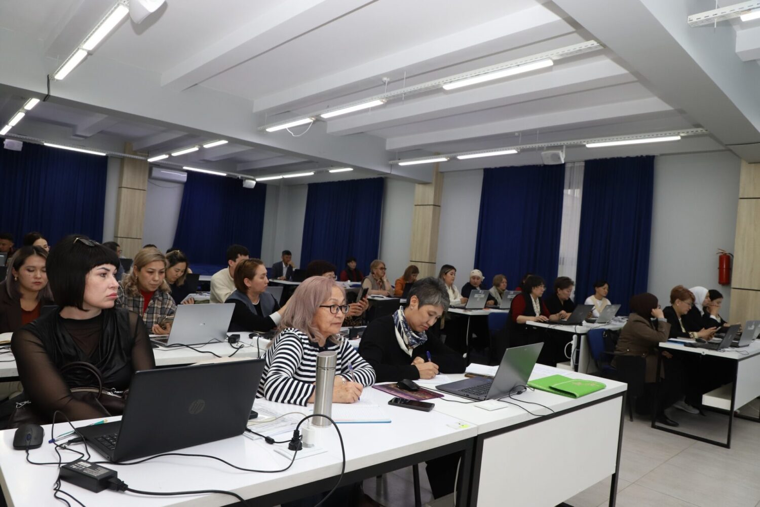 КЕСИПТИК ЛИЦЕЙЛЕР ЛИЦЕНЗИЯЛОО БОЮНЧА ОКУУДАН ӨТҮҮДӨ