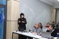 КЕСИПТИК ЛИЦЕЙЛЕР ЛИЦЕНЗИЯЛОО БОЮНЧА ОКУУДАН ӨТҮҮДӨ