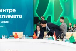 АГАРТУУ МИНИСТРЛИГИ АСТАНАДАГЫ РЕГИОНАЛДЫК САММИТТЕ КЛИМАТТЫК БИЛИМ БЕРҮҮ БОЮНЧА ДЕМИЛГЕЛЕРДИ ТААНЫШТЫРДЫ