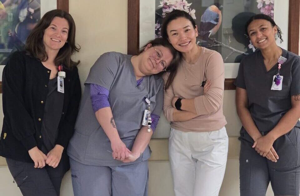 “Ала-Тоодон” АКШга: кыргыз бүтүрүүчүнүн чоң медицинага карай жолу