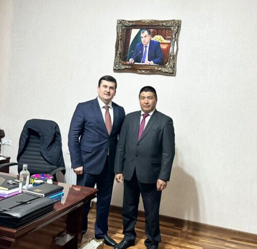 ОШТУНУН ПРОФЕССОРУ ЭЛ АРАЛЫК ФОРУМДА