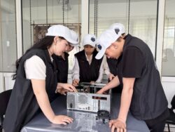 КЕЛЕЧЕКТИН КЕСИП ЭЭЛЕРИНИН НАЗАРЫНА!