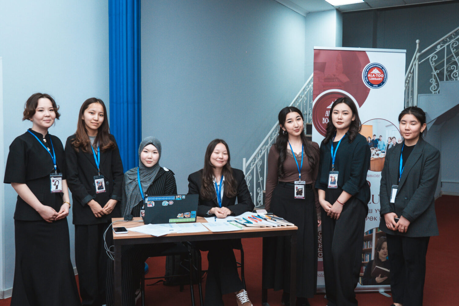 ALA-TOO PUBLISHING: АЭУ КЫРГЫЗСТАНДА БИРИНЧИ БОЛУП ӨЗҮНЧӨ БАСМА ҮЙҮН АЧТЫ