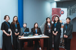 ALA-TOO PUBLISHING: АЭУ КЫРГЫЗСТАНДА БИРИНЧИ БОЛУП ӨЗҮНЧӨ БАСМА ҮЙҮН АЧТЫ