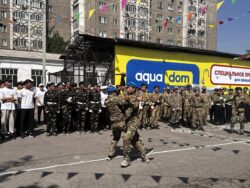 ЖЕҢИШКЕ АРНАЛГАН СЫНАК: ЛИЦЕЙ ОКУУЧУЛАРЫ КҮЧ СЫНАШТЫ