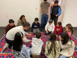 Министр Австриядагы мекендештерди Кыргызстандагы билим берүү тармагына иштөөгө чакырды