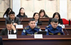 ТАРМАКТЫК КОМИТЕТ МЕКТЕПКЕ ЧЕЙИНКИ БИЛИМ БЕРҮҮНҮ КОЛДООГО БАГЫТТАЛГАН МАКУЛДАШУУЛАРДЫ ЖАКТЫРДЫ