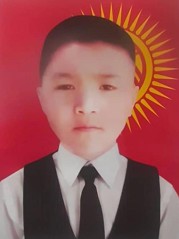 ОКУУЧУЛАР КЕМБРИДЖ СЕРТИФИКАТЫНА ЭЭ БОЛУШТУ