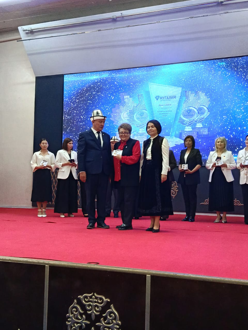 Гүлнара Алыбаева “Ж.Баласагын УНИВЕРСИТЕТИНЕ 100 ЖЫЛ” МЕДАЛЫ МЕНЕН СЫЙЛАНДЫ