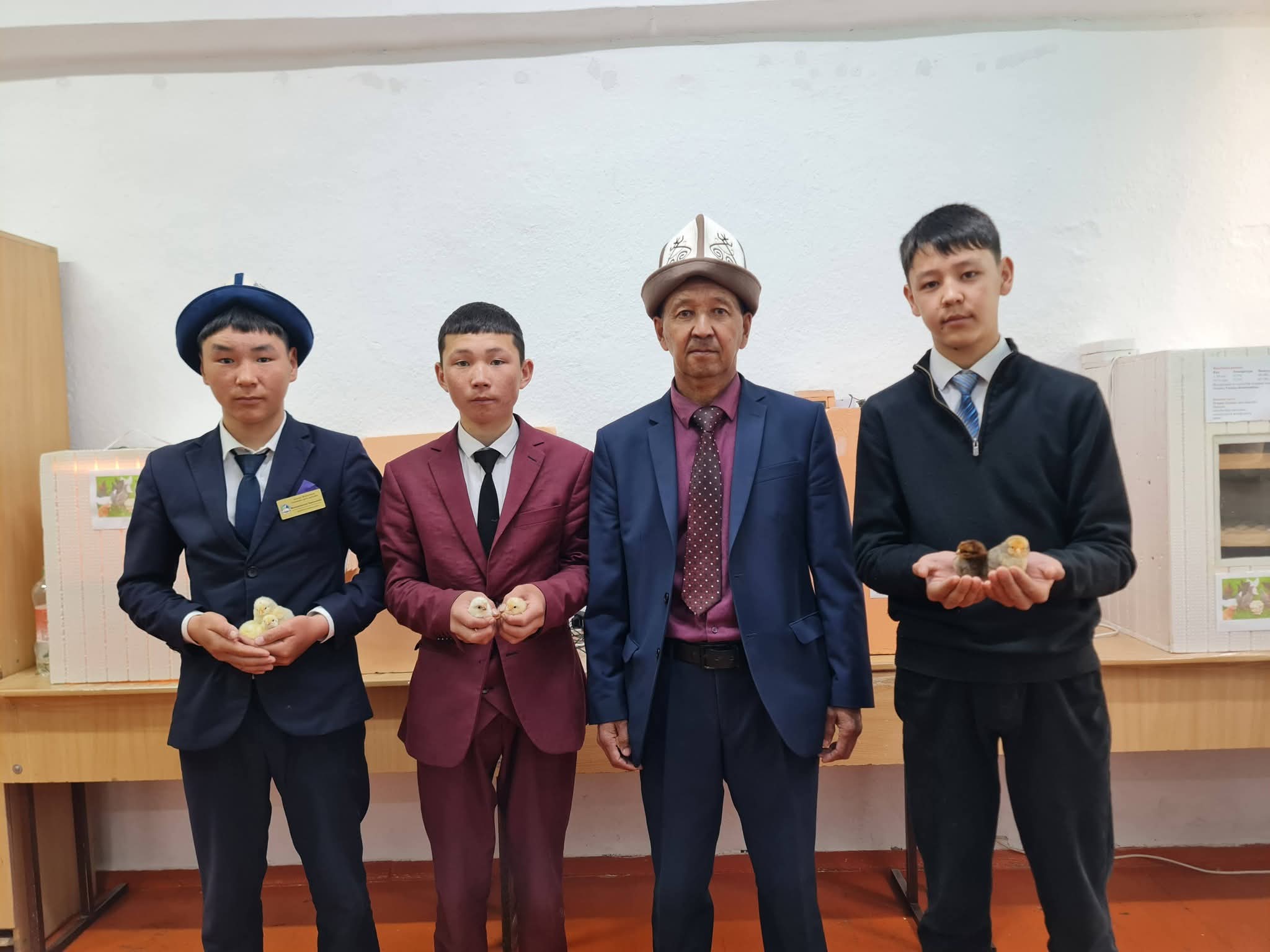 ТАЛАСТА ОКУУЧУЛАРДЫН ИННОВАЦИЯЛЫК ДОЛБООРЛОРУ КООМЧУЛУККА ТААНЫШТЫРЫЛДЫ