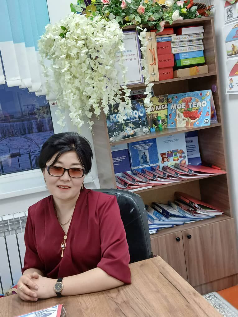 “МАНАС” ЭПОСУ МЕНЕН ӨСҮП КЕЛЕ ЖАТКАН АКЫЛДУУ МУУН