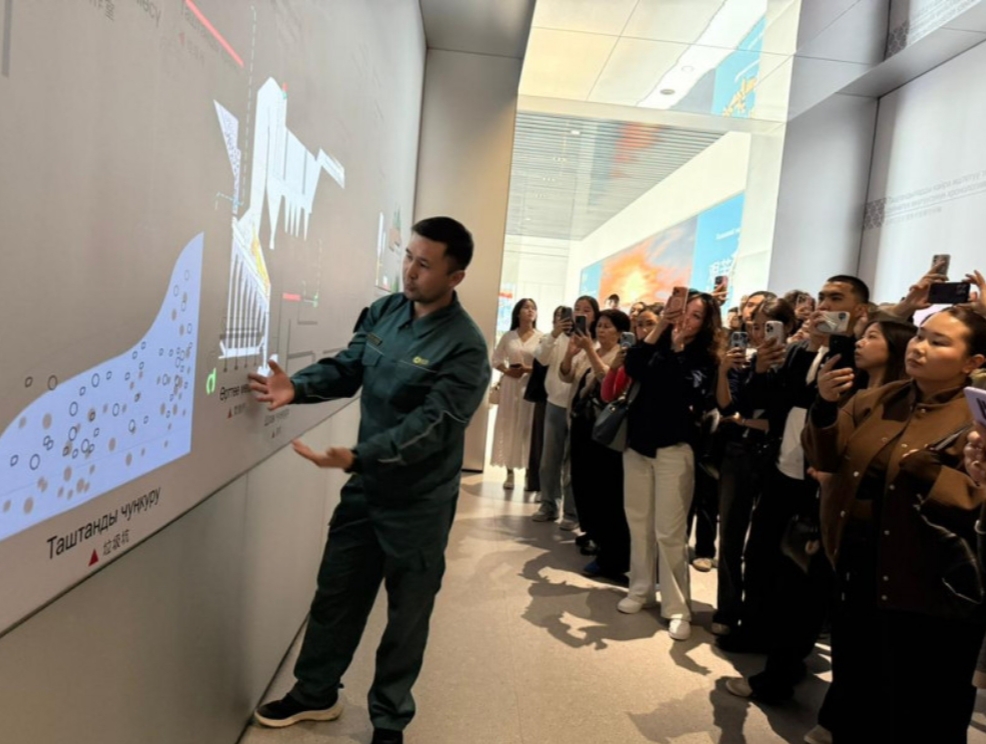 БИШКЕКТЕ МЕКТЕП ОКУУЧУЛАРЫ ҮЧҮН САЛТТУУ ЭКОЛОГИЯЛЫК КУБОК ӨТҮҮДӨ