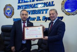 КӨЭАУга 29 жыл: мурдагы ректорлор сыйланды