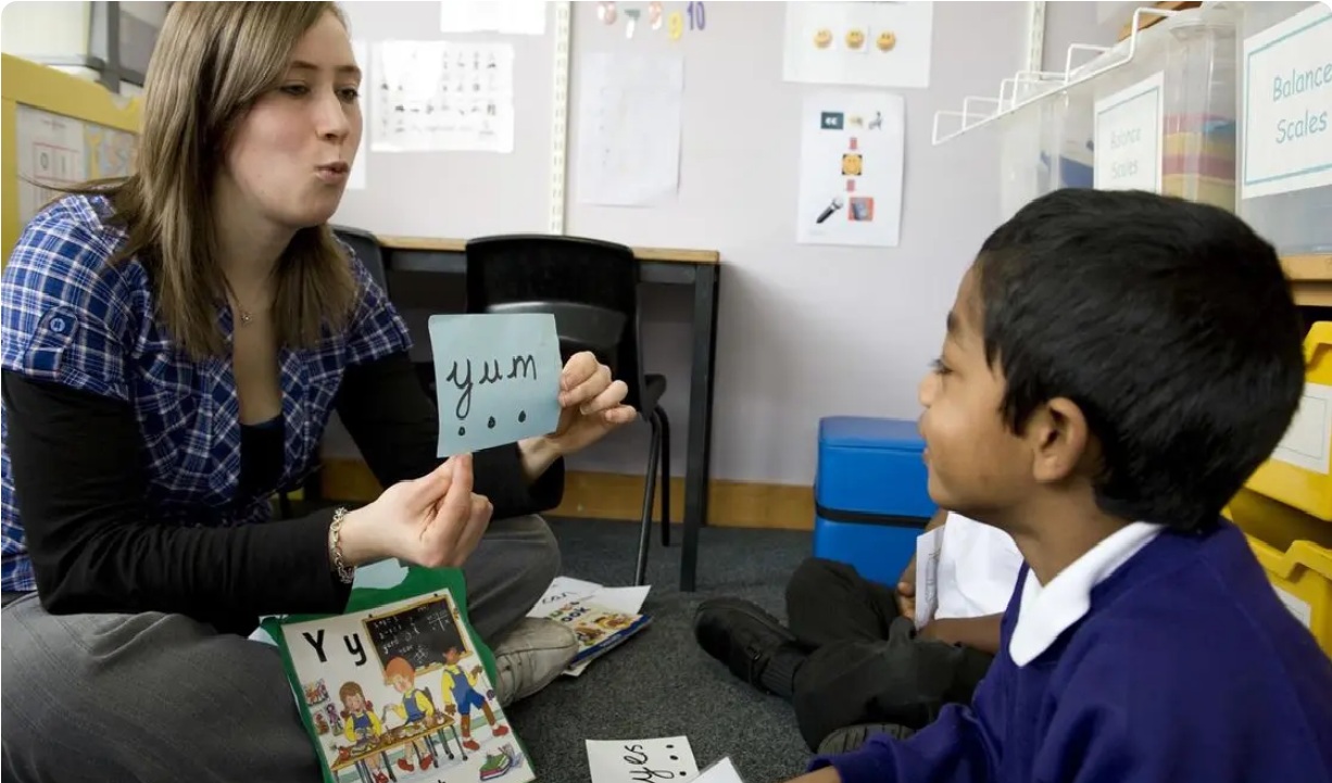 Угуусу начар жана кечирээк укпай калган балдарга аяр мамиле