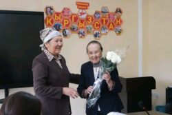 УСТАТ МЕНЕН ЖОЛУГУШУУ