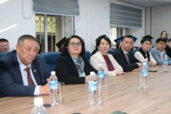 ИЛИМДЕГИ ЖАҢЫ ДООР