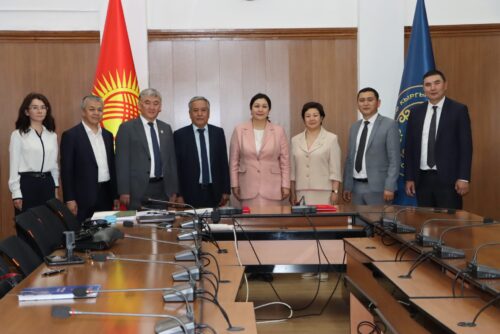 КЫРГЫЗСТАНДЫН БЕШ ЖОГОРКУ ОКУУ ЖАЙЫНА ӨНҮГҮҮГӨ 19,5 МЛН ДОЛЛАР БӨЛҮНДҮ