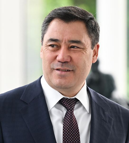 ООР ПОРТФЕЛДЕН ЖЕҢИЛДЕТИЛГЕН ЗАМАНБАП БИЛИМГЕ:  ОКУУ КИТЕПТЕРИ КОРРУПЦИЯДАН КАНТИП КУТУЛДУ?