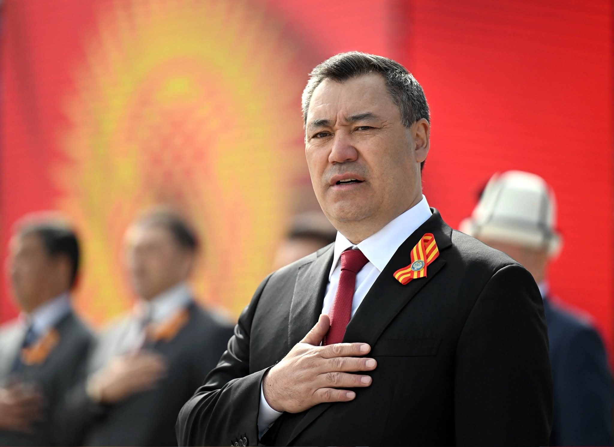 Улуу Ата Мекендик согуштагы Жеңиш күнүнө карата Президент Садыр Жапаровдун куттуктоосу