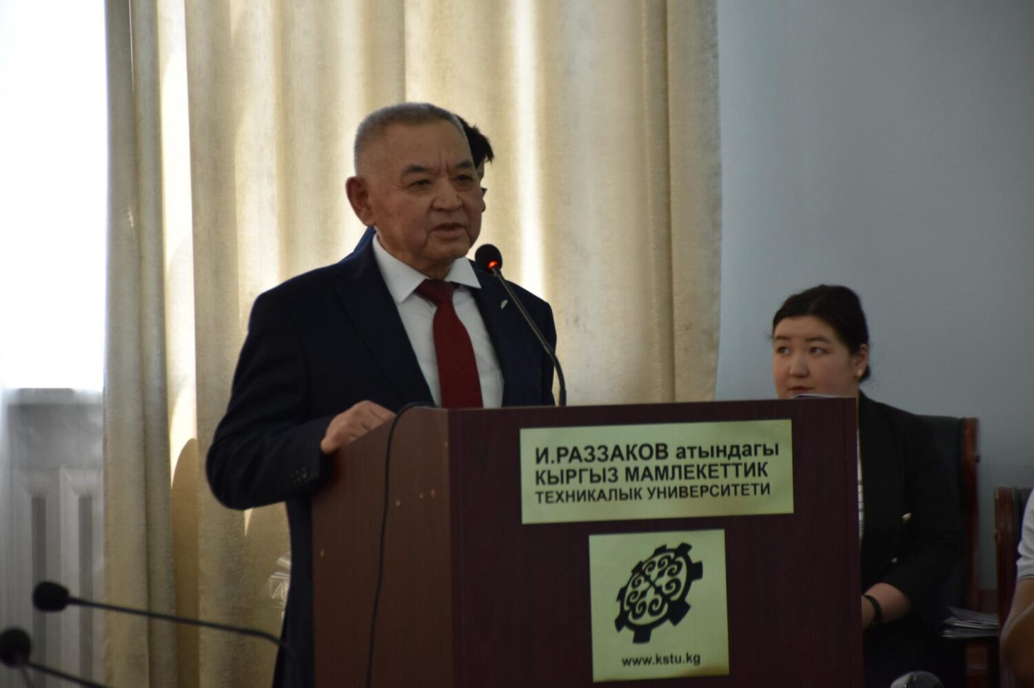 Жогорку математиканы окутуунун жаңы ыкмасы