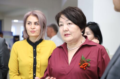 ДООР ӨЗГӨРТКӨН БИЛИМ: ОШТО АТА-ЭНЕЛЕР ФОРУМУ