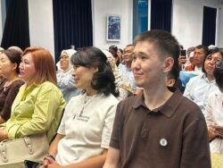 ЗАМАНБАП МУГАЛИМ: АЛГАЧКЫ БҮТҮРҮҮЧҮЛӨРДҮН ИЙГИЛИГИ