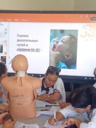 Мектепке чейинки уюмдардын медицина кызматкерлери окуудан өттү