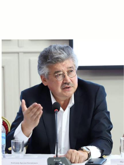 МАМЛЕКЕТТИК КАТЧЫ: ЖАҢЫ МУУНДАГЫ ОКУУ КИТЕПТЕРИ УЛУТТУК БААЛУУЛУКТАРДЫ ЧАГЫЛДЫРЫШЫ КЕРЕК
