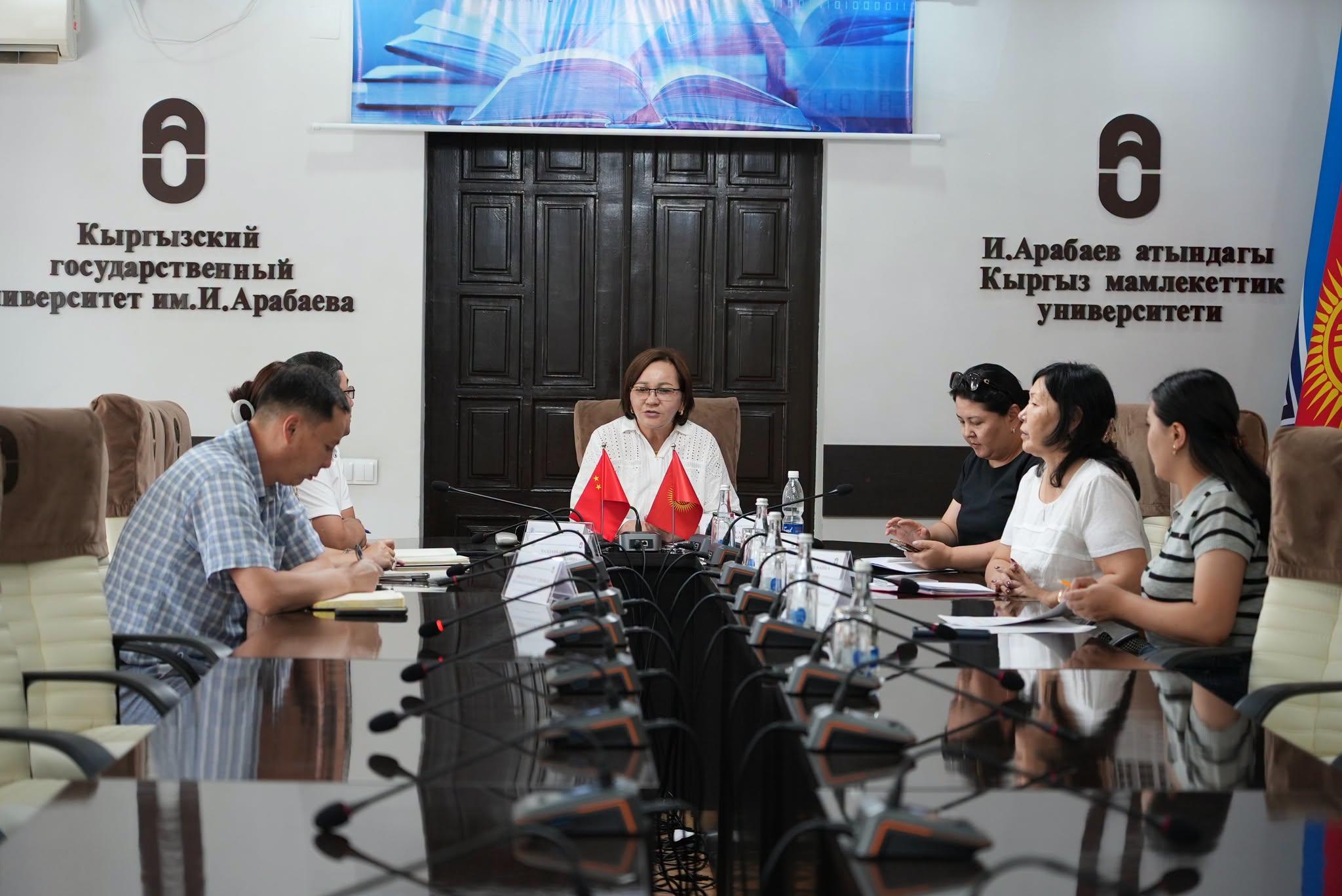 КМУ КЫТАЙДЫН ЦЗИНАНЬ УНИВЕРСИТЕТИ МЕНЕН КЫЗМАТТАШАТ