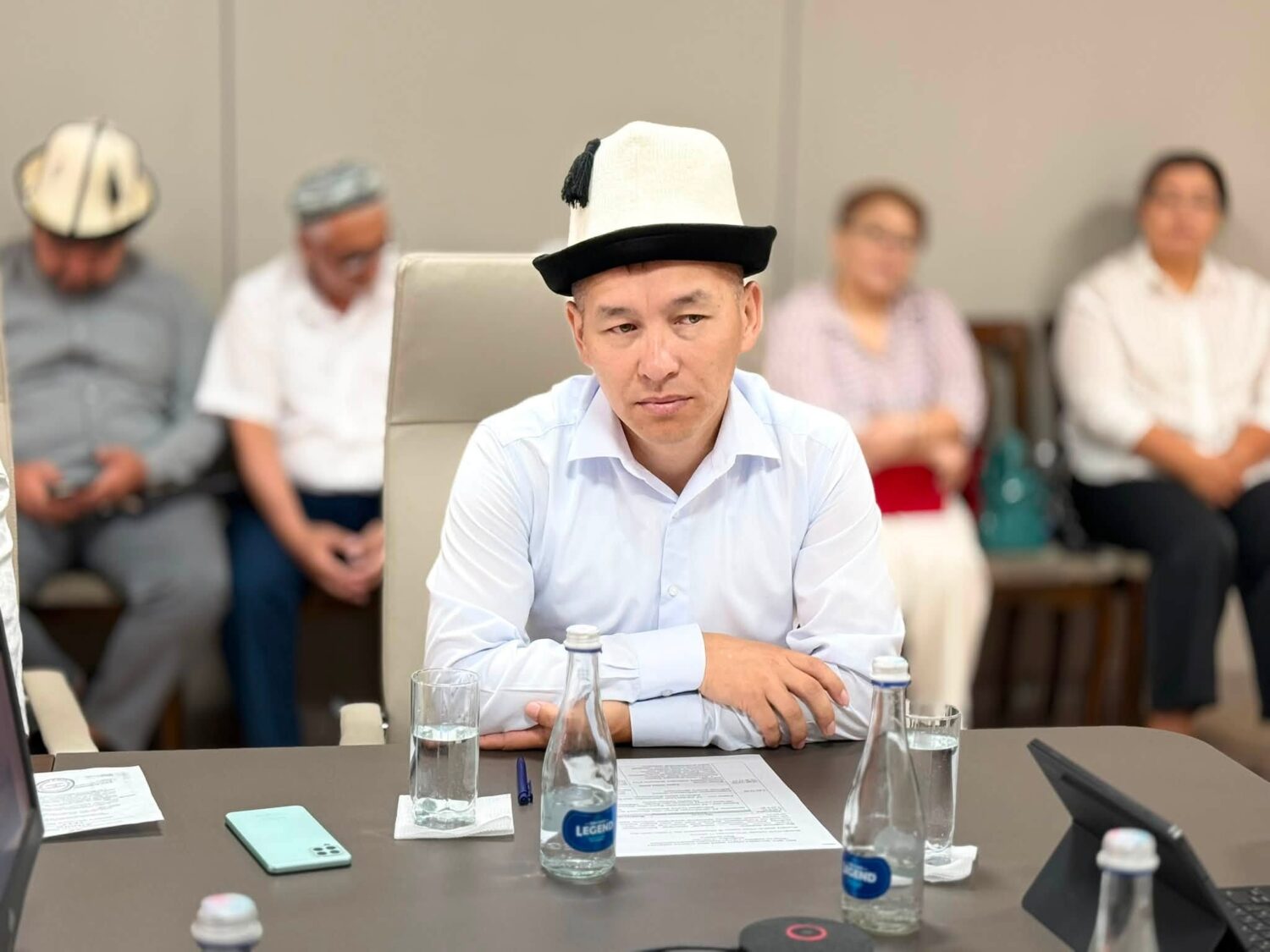 УЛУТТУК БИРИМДИК ЖАНА РУХАНИЙ ТАРБИЯ: МАНАС ШААРЫНДА «КЫРГЫЗ ЖАРАНЫ» КОНЦЕПЦИЯСЫ ТАЛКУУЛАНДЫ