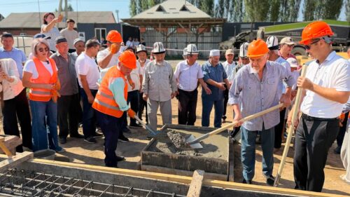 ОШ ШААРЫНДА 75 ОРУНДУУ ЖАҢЫ БАЛА БАКЧАНЫН КУРУЛУШУ БАШТАЛДЫ