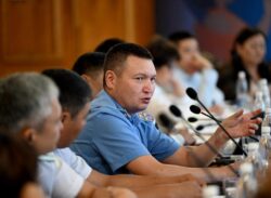 АЯЛДАРГА ЖАНА БАЛДАРГА КАРАТА ЗОМБУЛУК: ДЕПУТАТТАР АЛДЫН АЛА ИШТЕГЕН СИСТЕМАНЫ ТҮЗҮҮНҮ СУНУШТООДО