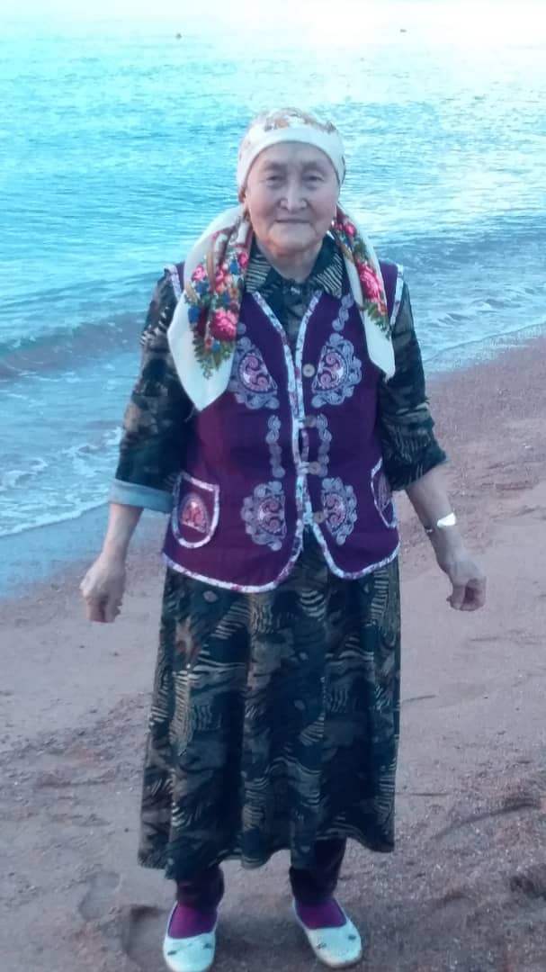 АТА ЖУРТ ЖАНА ӨМҮР ФИЛОСОФИЯСЫ: МАЙРАМБЕК ТОКТОРОВДУН ЖАҢЫ КИТЕБИ ЖАРЫК КӨРДҮ