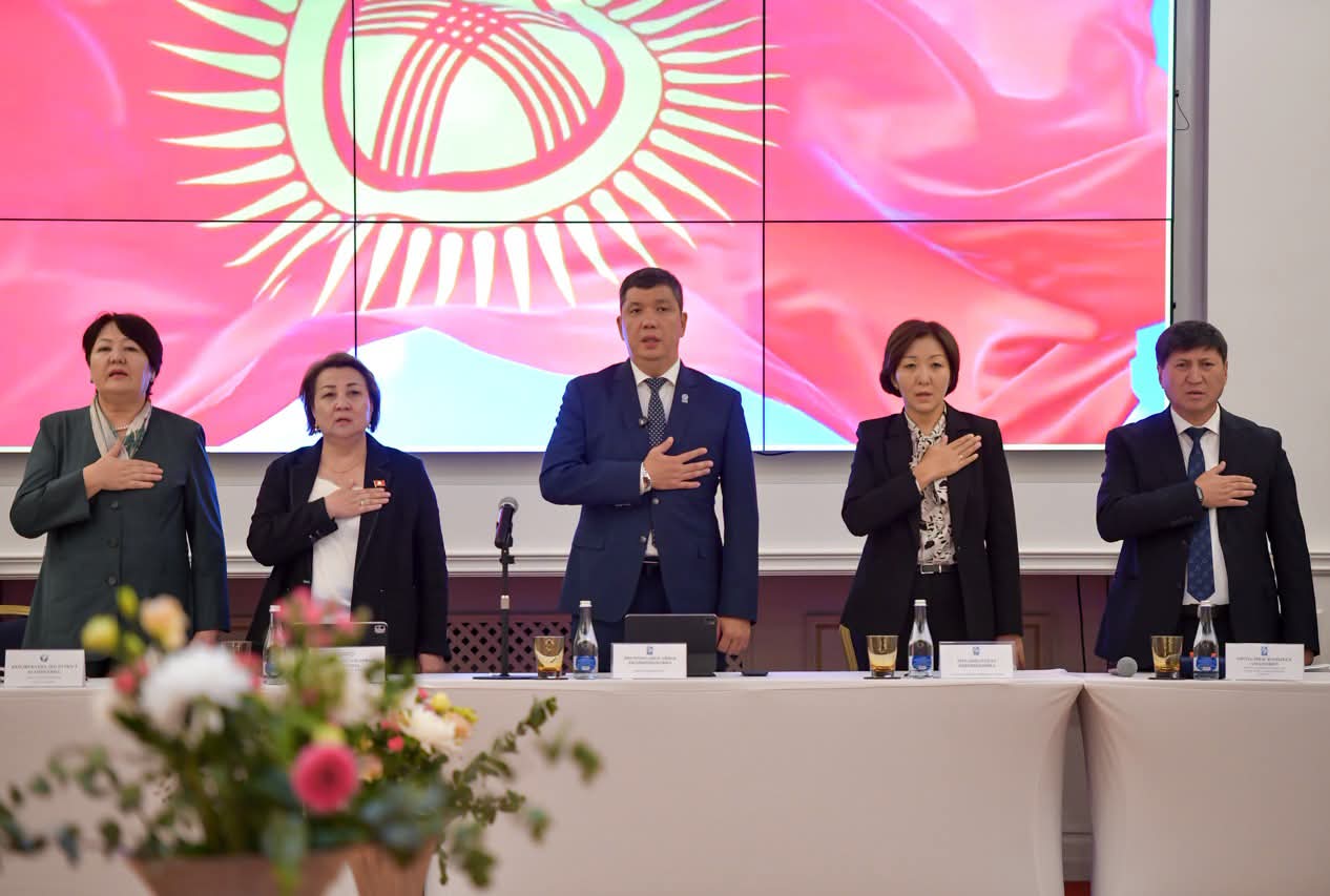 Борбор калаада август кеңешмеси өттү