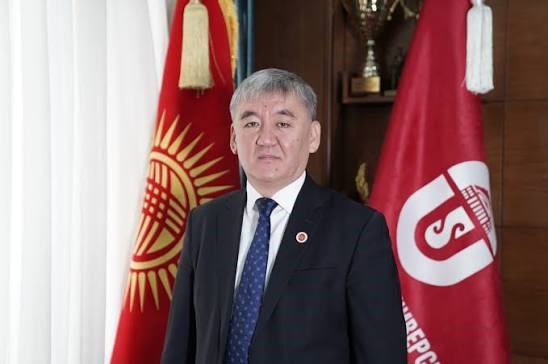 ОшМУнун ректору профессор Кудайберди КОЖОБЕКОВ: “МААЛЫМАТТЫК КООПСУЗДУКТУ КАМСЫЗДОО — АР БИР ЖАРАНДЫН ЫЙЫК МИЛДЕТИ ЖАНА ЖООПКЕРЧИЛИГИ”