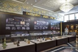 САНАРИП МУЗЕЙ: ПРЕЗИДЕНТТИ РОБОТ ТОСУП АЛДЫ