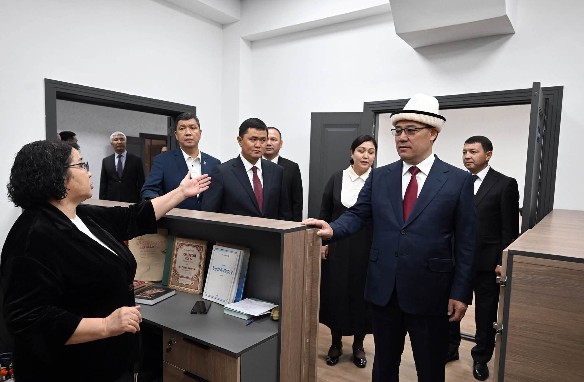 МАДАНИЯТТЫН ЗАМАНБАП ОРДОСУ: ПРЕЗИДЕНТ ИСКУССТВО УНИВЕРСИТЕТИНИН ЖАҢЫ КОРПУСУН АЧТЫ