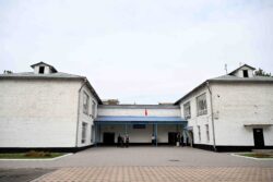 А.КАСЫМАЛИЕВ ЧҮЙДӨГҮ БИР КАТАР БИЛИМ БЕРҮҮ МЕКЕМЕЛЕРИНИН АБАЛЫ МЕНЕН ТААНЫШТЫ