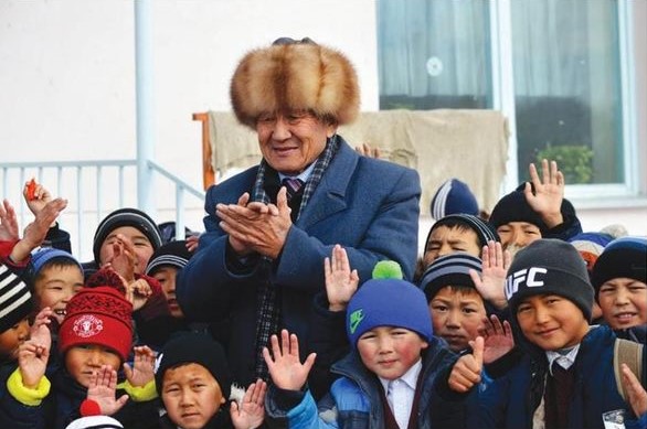 БИЛИМ-ИЛИМДИН ЗАЛКАРЛАРЫНА ТААЗИМ