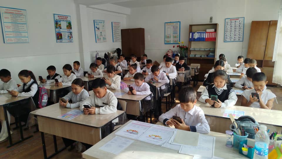 PISA-2025ТЕН КИЙИН: «МЕКТЕПТЕР-2030» ПРОГРАММАСЫНЫН АЛКАГЫНДАГЫ ЖЫЛДЫК МОНИТОРИНГ ЭМНЕНИ КӨРСӨТТҮ?