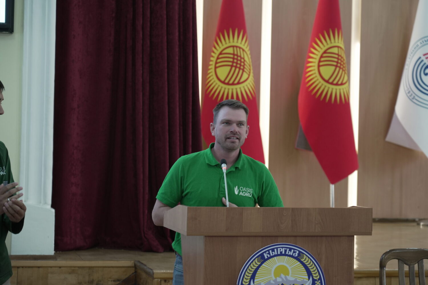 КУАУ МЕНЕН «ОАЗИС АГРО» КЫЗМАТТАШТЫК МЕМОРАНДУМУНА КОЛ КОЮШТУ