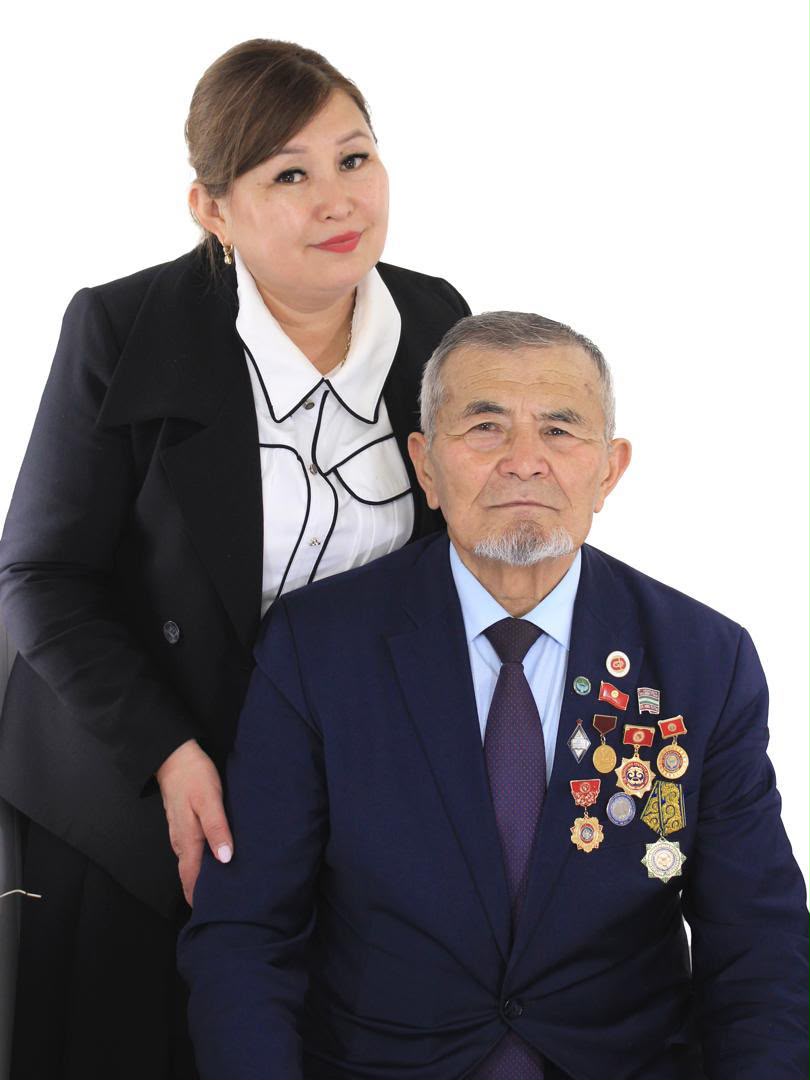 БАСКАН ИЗИНДЕ ГҮЛ ӨСКӨН ИНСАН