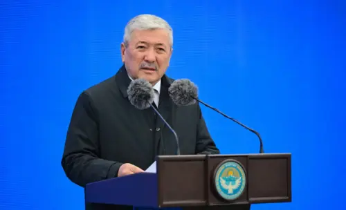 А.КАСЫМАЛИЕВ: “БИЗДИН БАЛДАР — ЖАҢЫ ДООРДУН ЖАНА ЖАҢЫ ТЕХНОЛОГИЯЛАРДЫН МУУНУ”