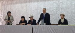 Жайыл районунун алдыңкы агартуу ишмерлери алтын саат, медаль, грамота менен сыйланды